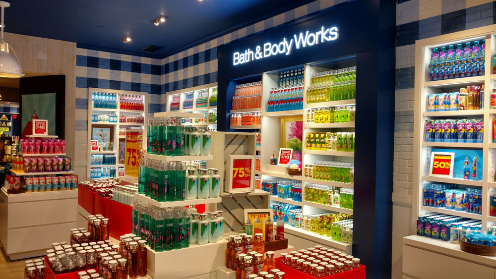 Bath & Body Works - Fresno, CA | Final Phase Construction Inc.